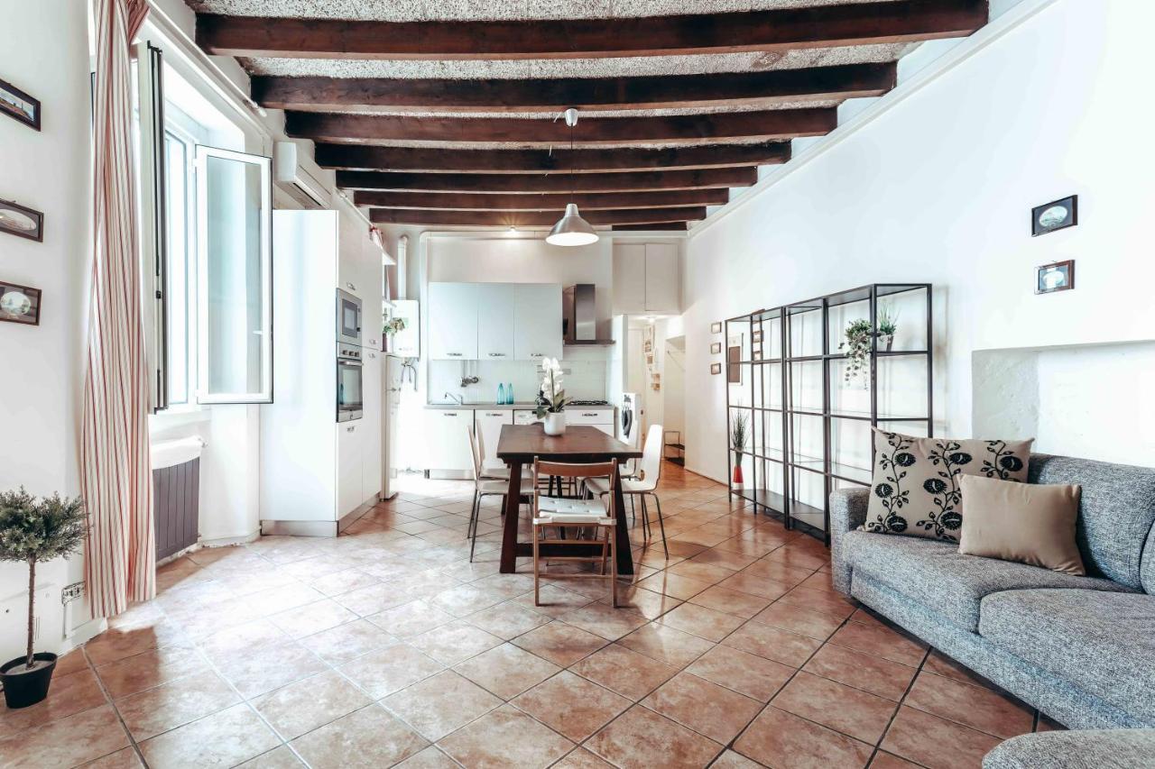 Joivy Fabulous Flat In Central Milan Exterior photo